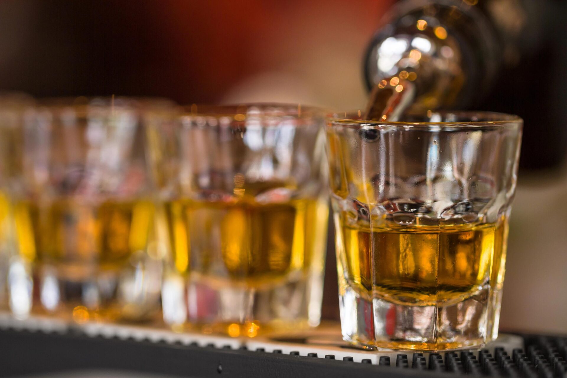 alcohol detox at home